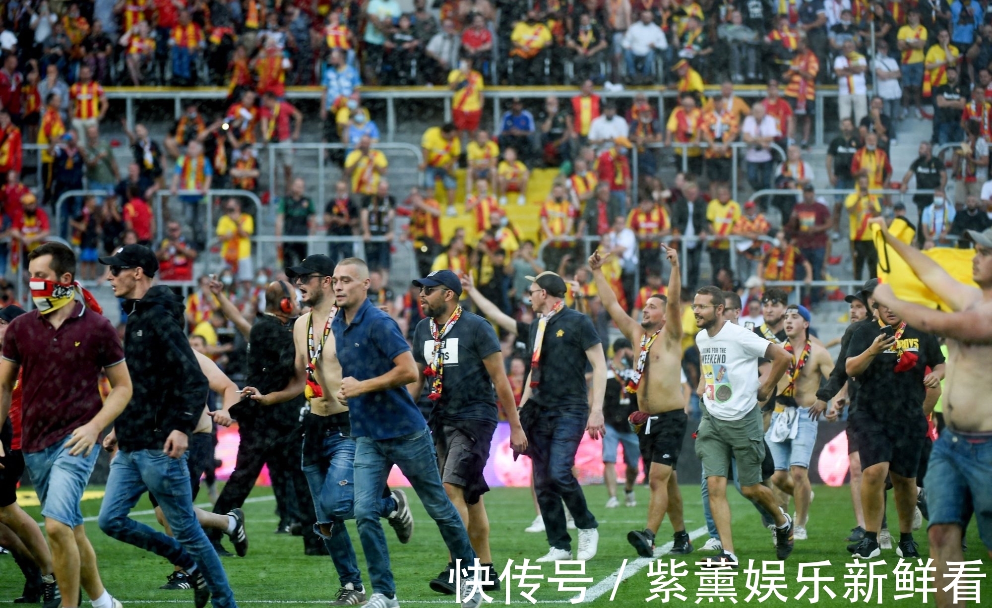 这使得他